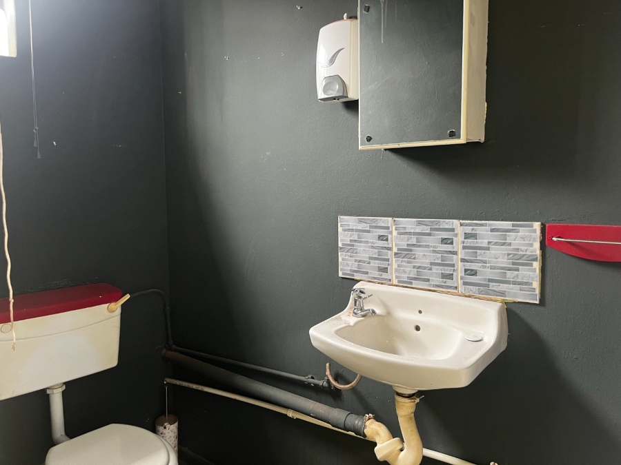 To Let commercial Property for Rent in Schoemansville North West